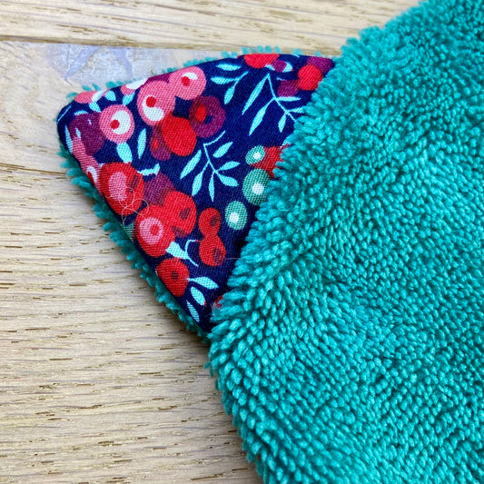 Le gant de toilette marionnette qui aime Noël