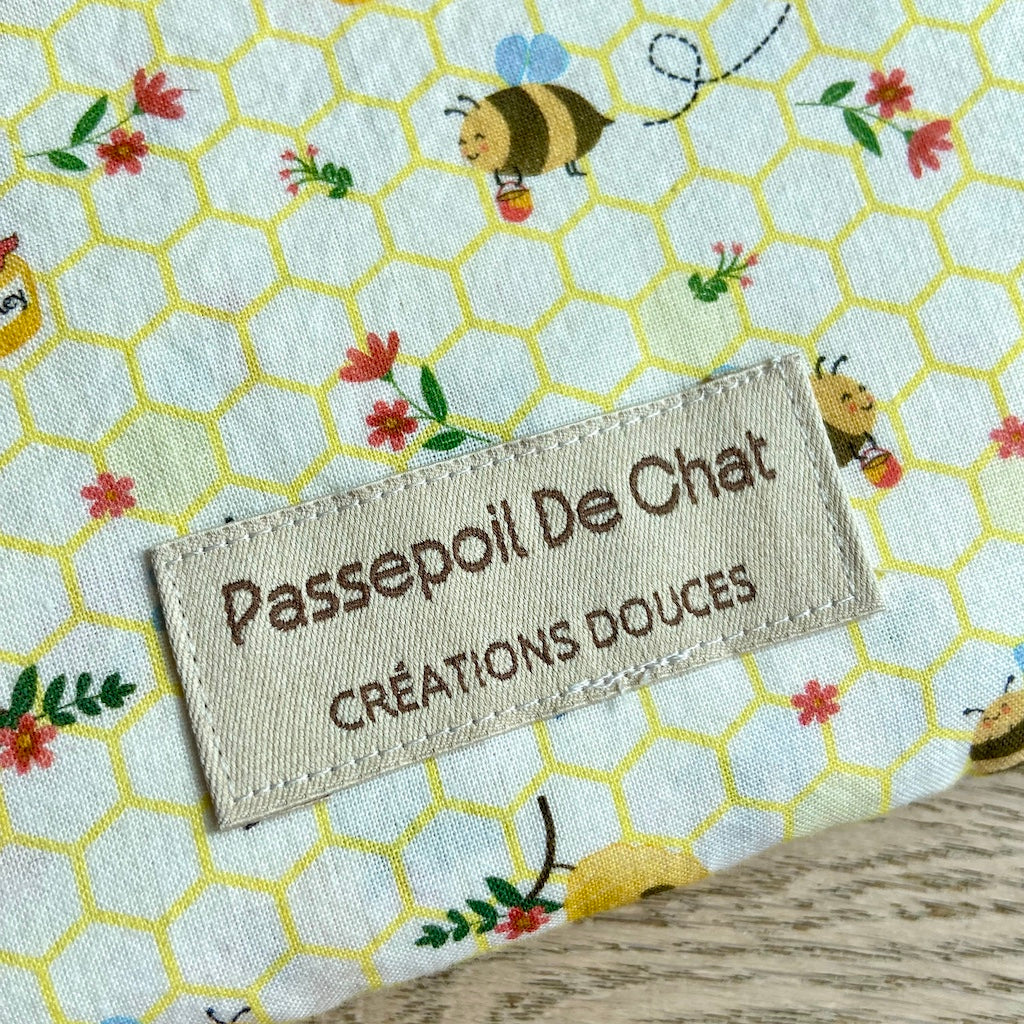 La Pochalivre qui aime le miel - pour livre de poche