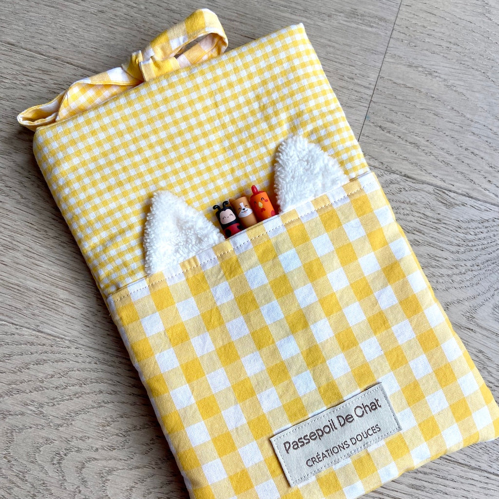 La Pochalivre qui part en pique-nique - pour livre de poche