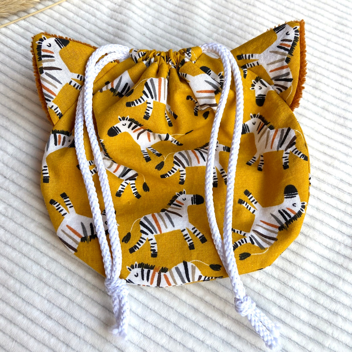 Le Pochaton qui fait un safari