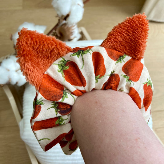 Le Cha-Chou qui mange des fraises