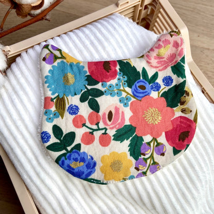 Le Chaton démaquillant qui aime le luxe