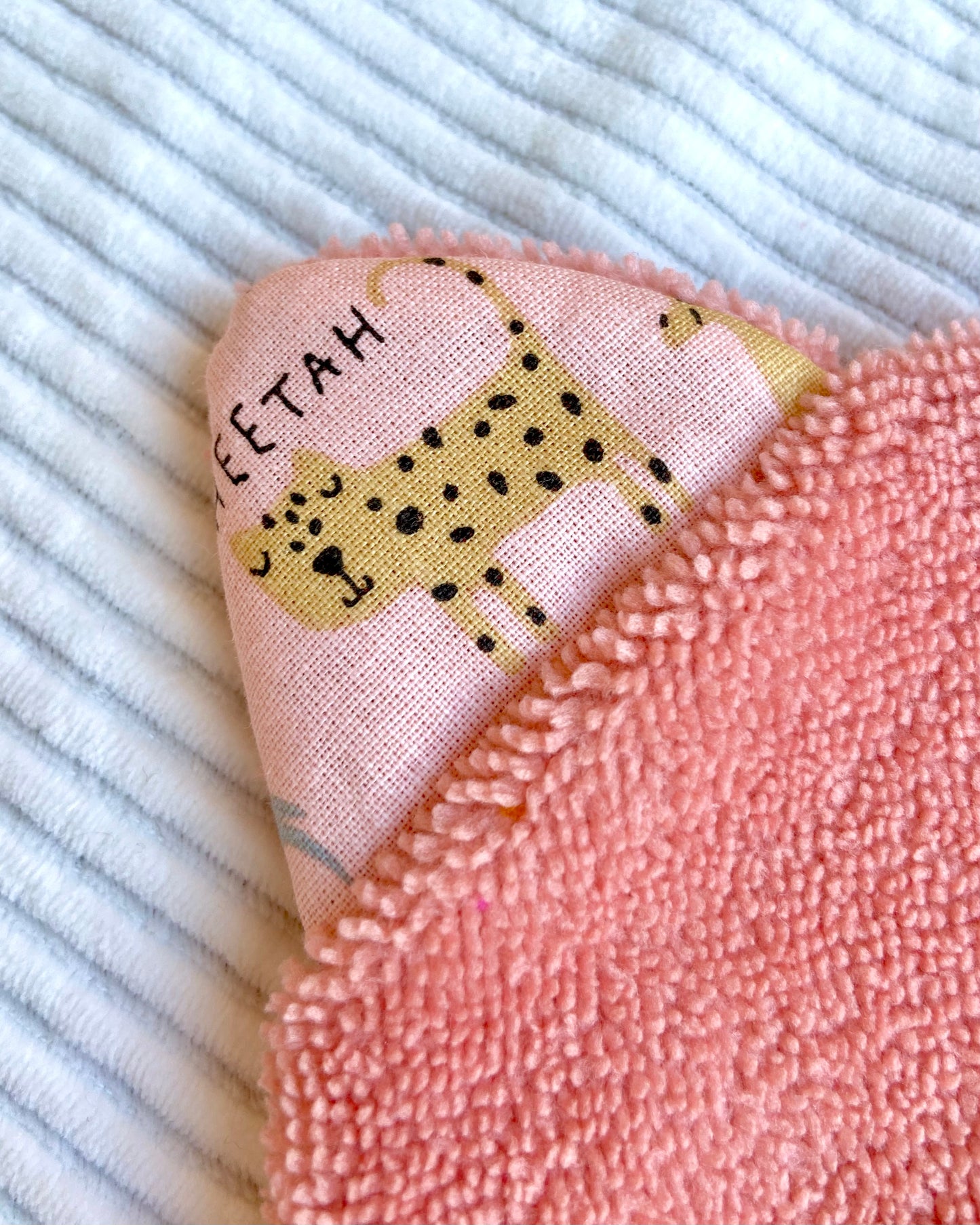 Le Gant de toilette marionnette qui part en voyage