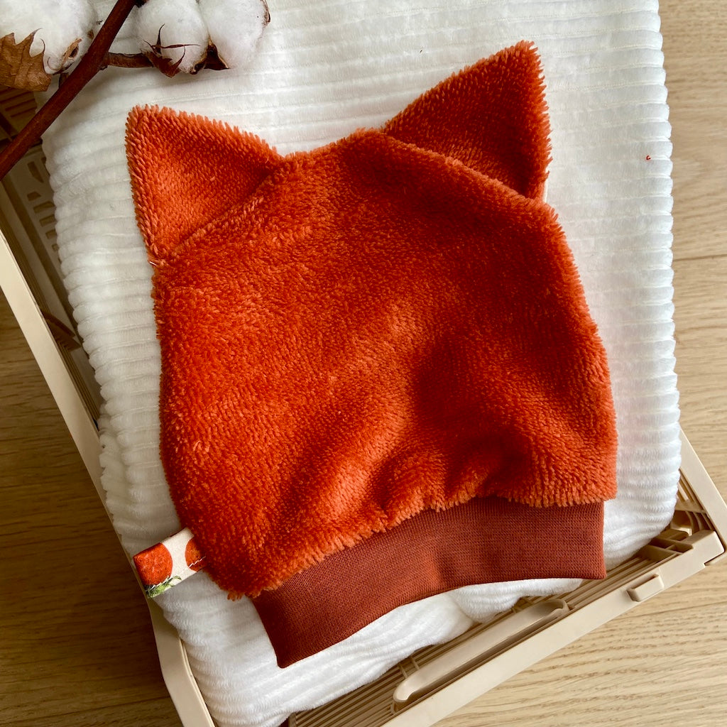 Le gant magique qui mange des fraises