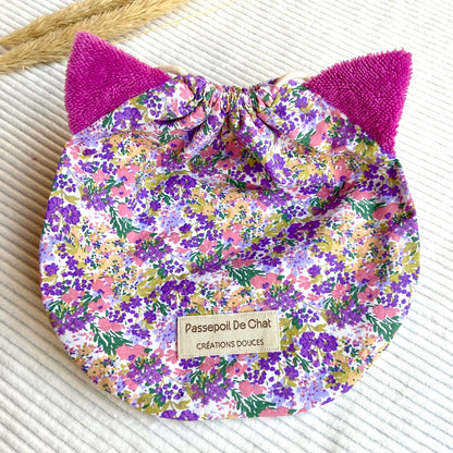 Le Pochat dans les pétunias