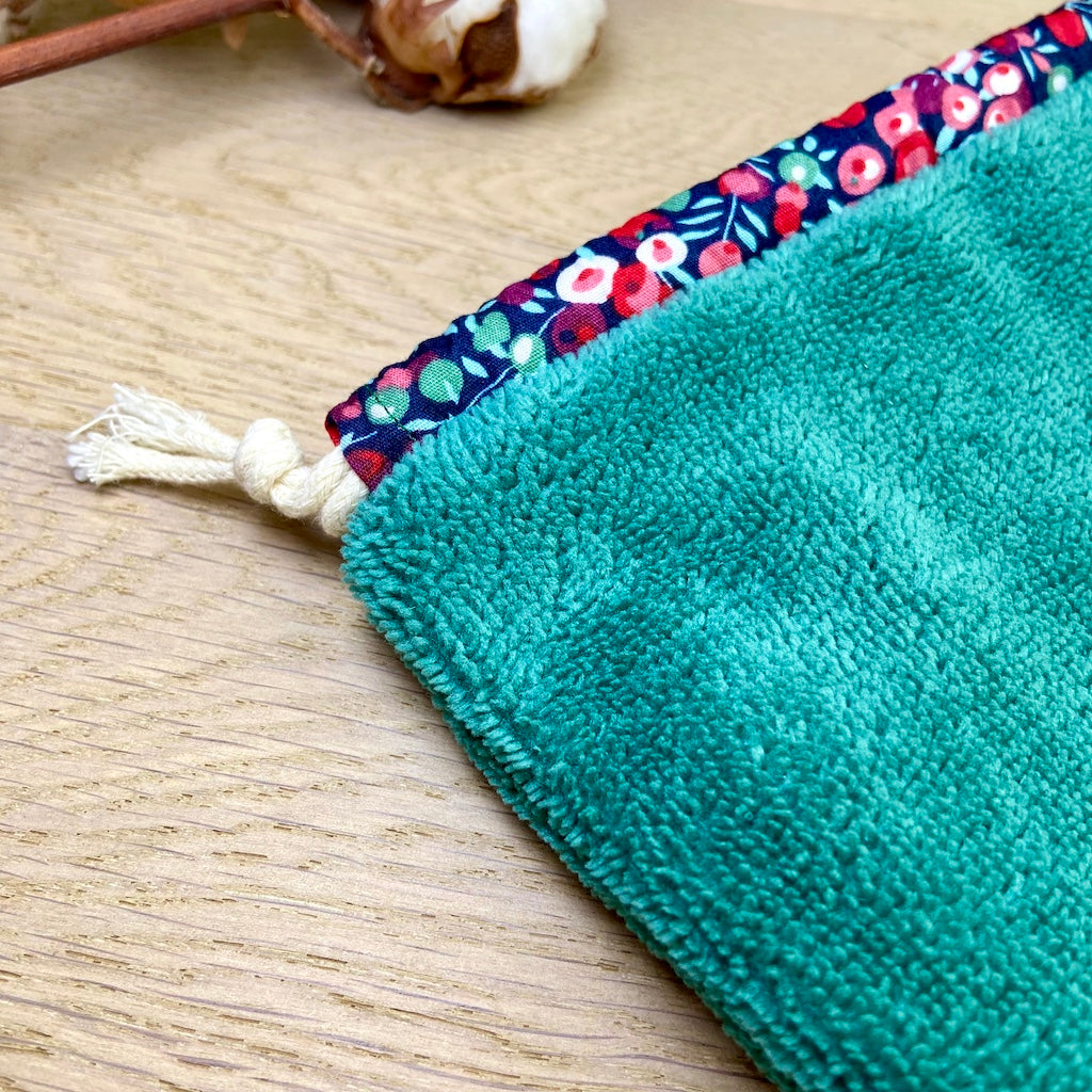 Le Pochaton qui aime Noël