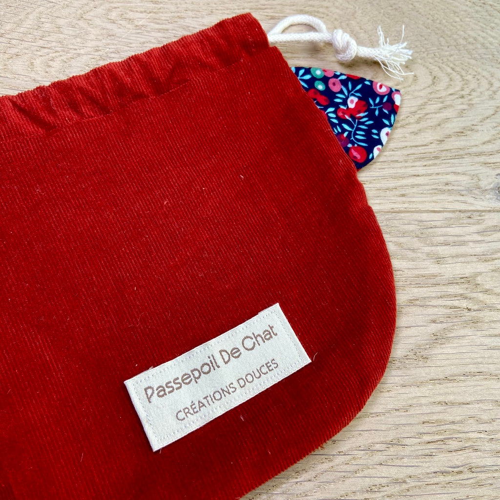 Le Pochaton qui passe Noël en velours